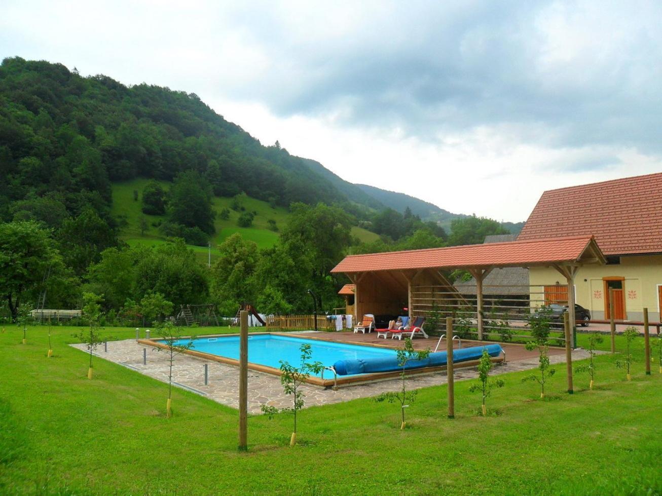 Villa Tourist Farm Zelinc à Cerkno Extérieur photo